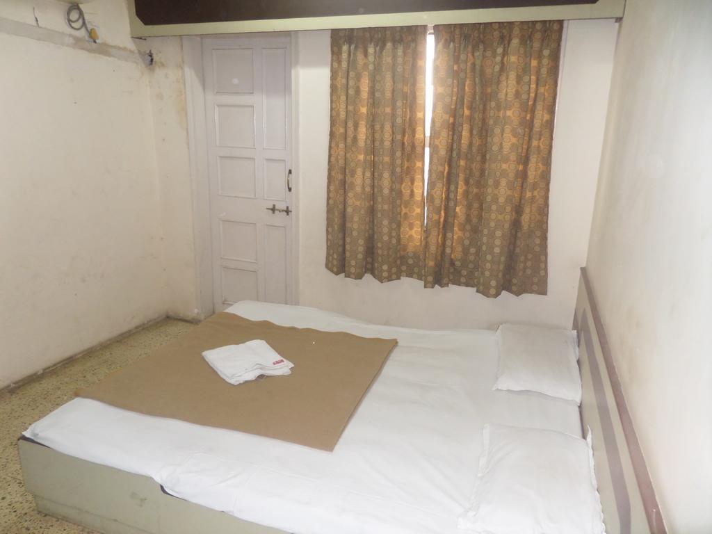 Hotel Shilpa Насик Экстерьер фото